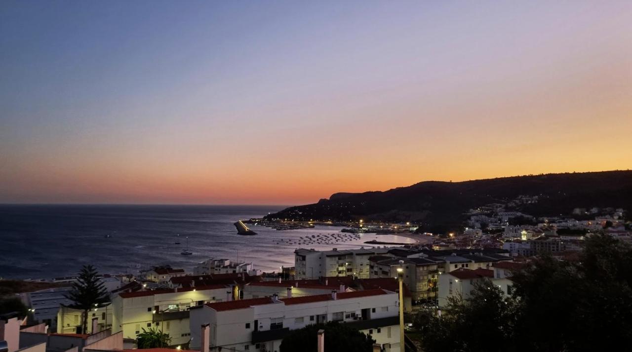 Sesimbra Sun&Sea - Beachfront Apartment! 外观 照片